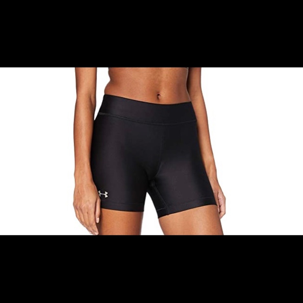 Under Armour Women's HeatGear Middy Shorts Medium